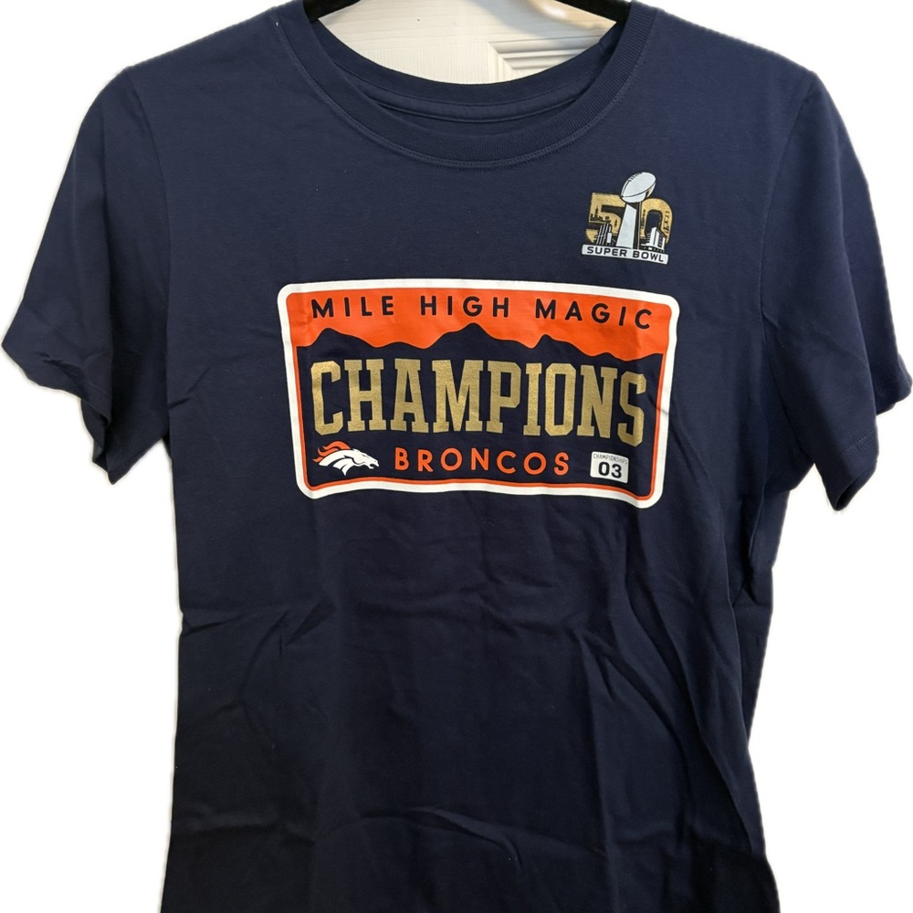 Nike Denver Broncos Super Bowl Champions Tee in Dark Blue